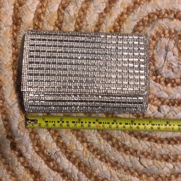 Clutch - Picture 6 of 6